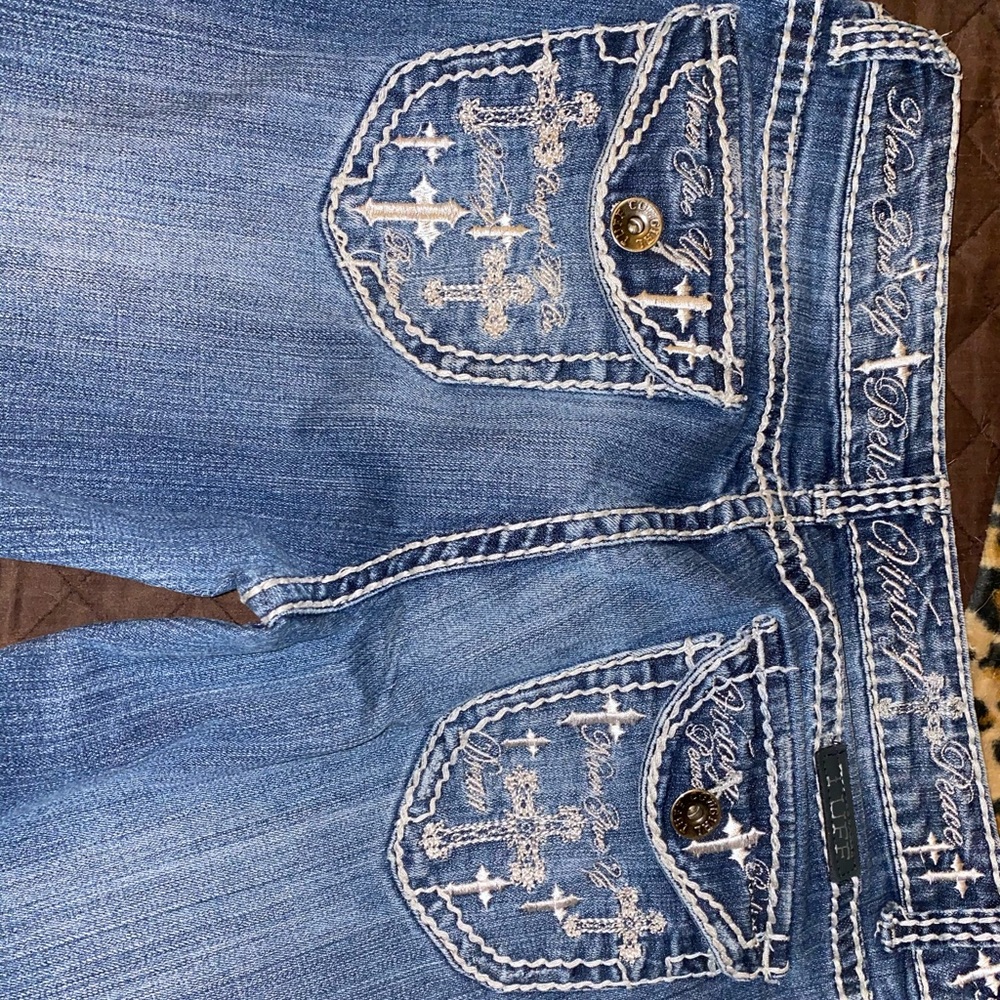 Cowgirl Tuff cross jeans